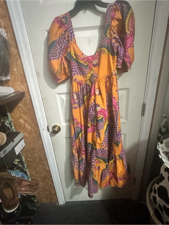 Dresses & Skirts - Bohemian Beaded MacawsPuff-Sleeve Midi Dress in Yellow Paisley Print